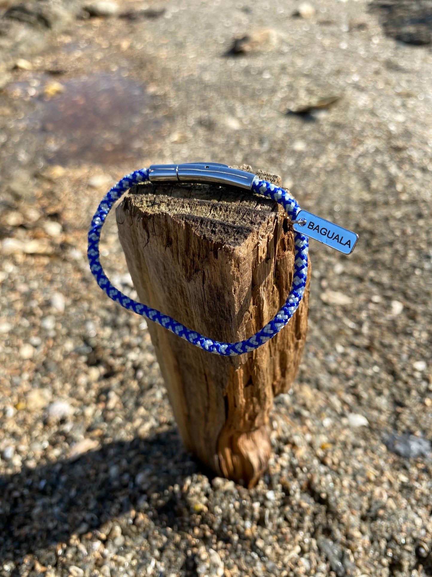 MINI CAP Bleu Marine et Blanc