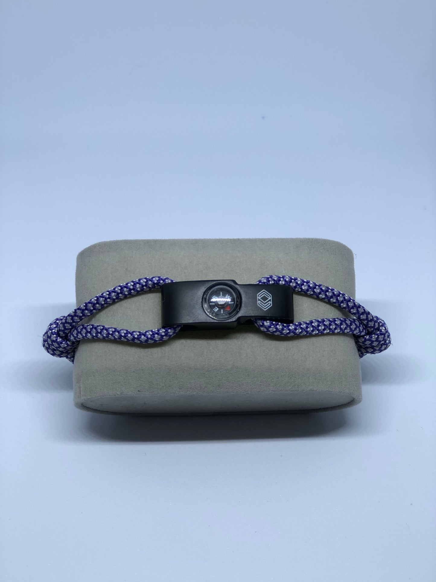 CAP 2 Violet et Blanc
