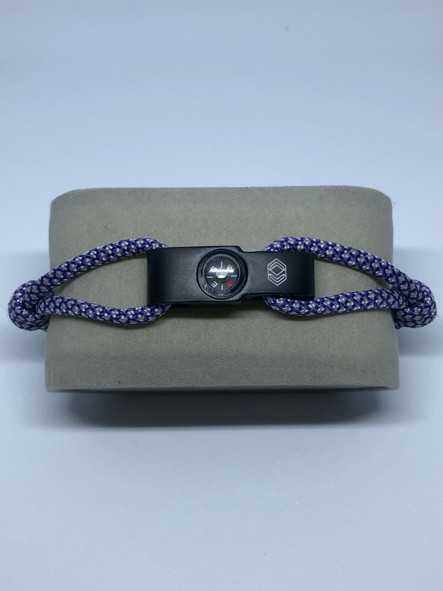 CAP 2 Violet et Blanc